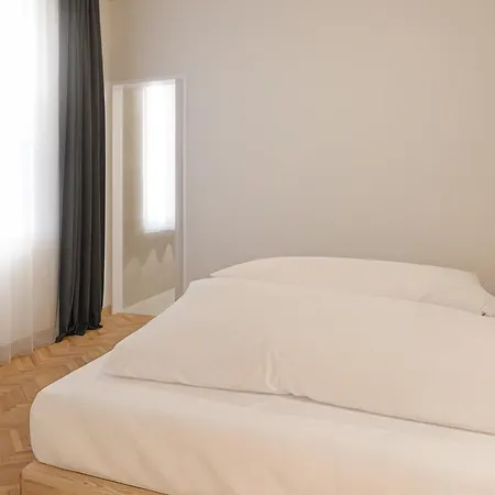 アパートホテル Aquila Dolomites 3*